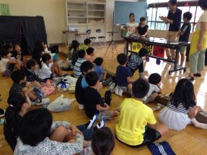 子供会の夏休みお楽しみ会にマジシャン出張 in 東京都国立市