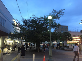 仙川駅前広場