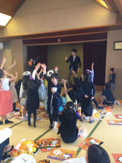 レモンが欲しい子供達 / マジシャン出張
