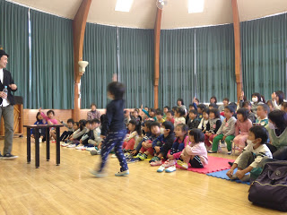 幼稚園でマジックショー / マジシャンひろし