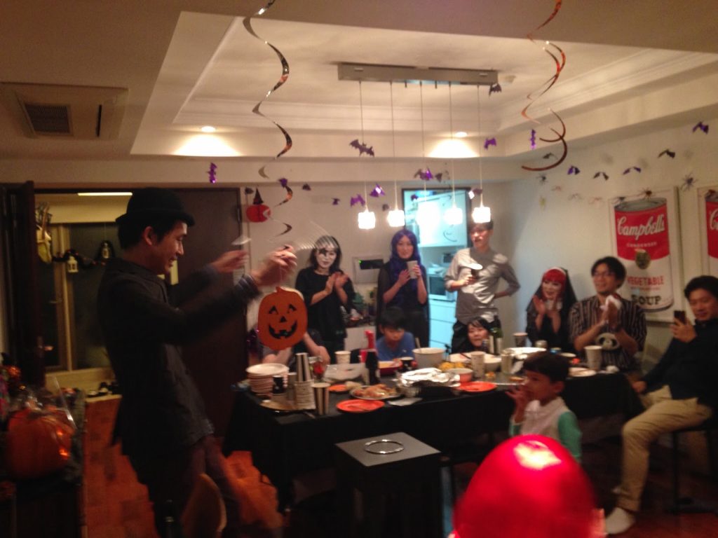 ハロウィーンホームパーティー マジシャンひろし