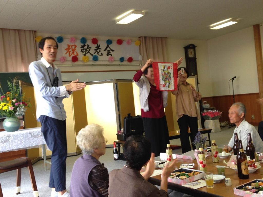 みなさん拍手です