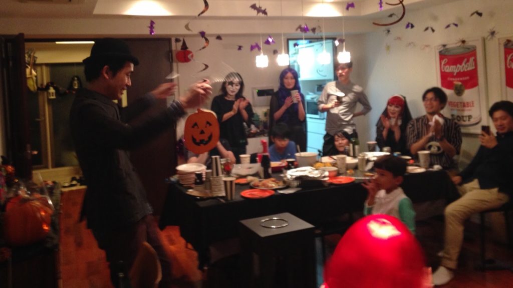 ハロウィーンホームパーティー マジシャンえいち