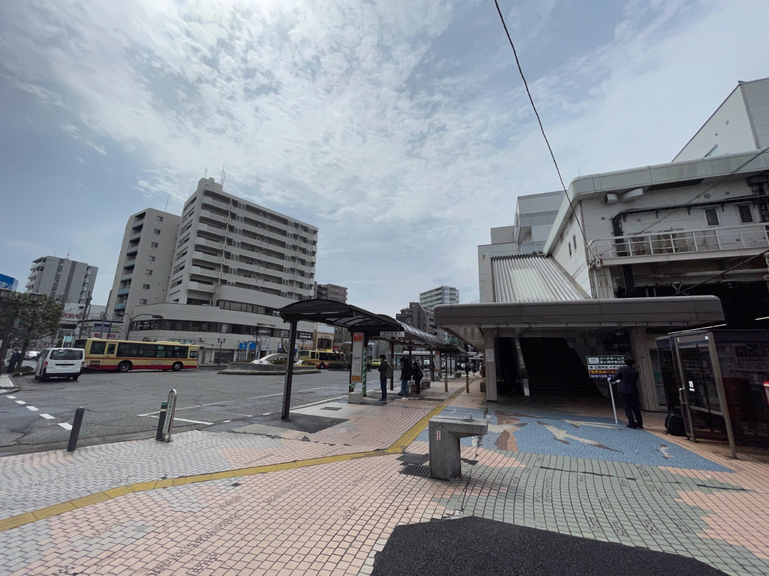 茅ヶ崎駅南口 卒園入学お祝いホームパーティーでマジシャンのマジックショー 神奈川県茅ヶ崎市