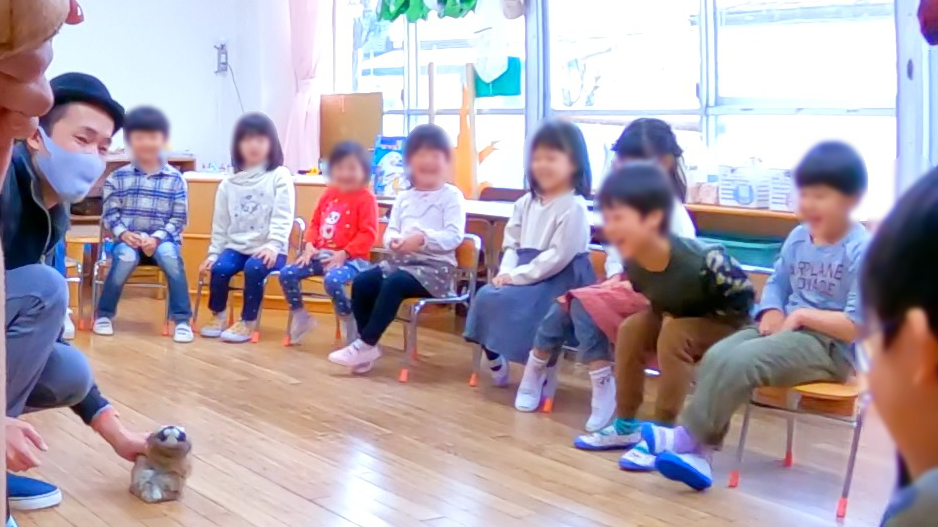 ロッキーのダンス 保育園の父母の会主催お楽しみ会イベントに出張マジシャンマジックショー 練馬区, 東京都 2021