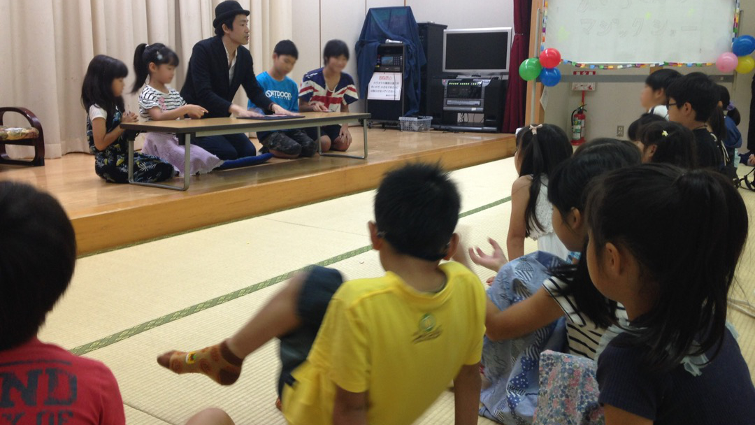 子ども会のイベントにマジシャン出張 派遣のマジックショー 東京都墨田区