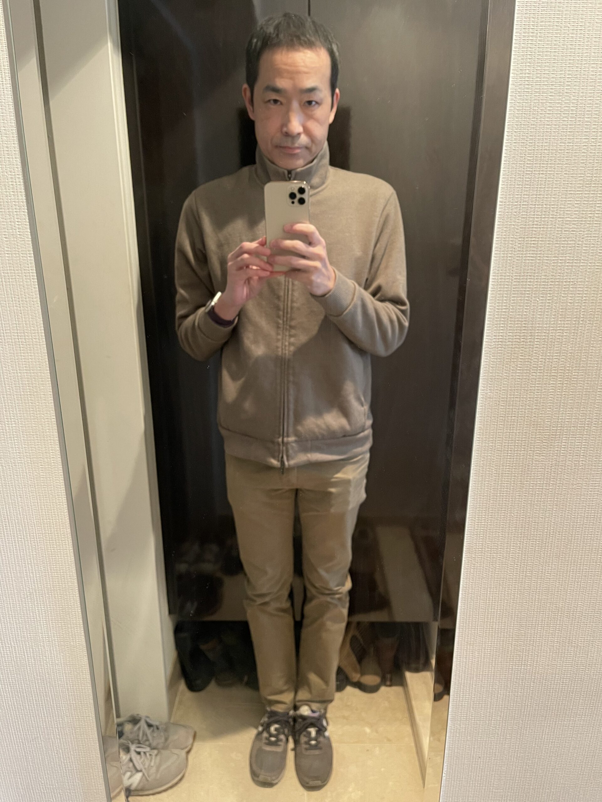 服装はこんな感じ 放課後児童クラブお楽しみ会兼お別れ会でマジックショー 寒川町, 神奈川県