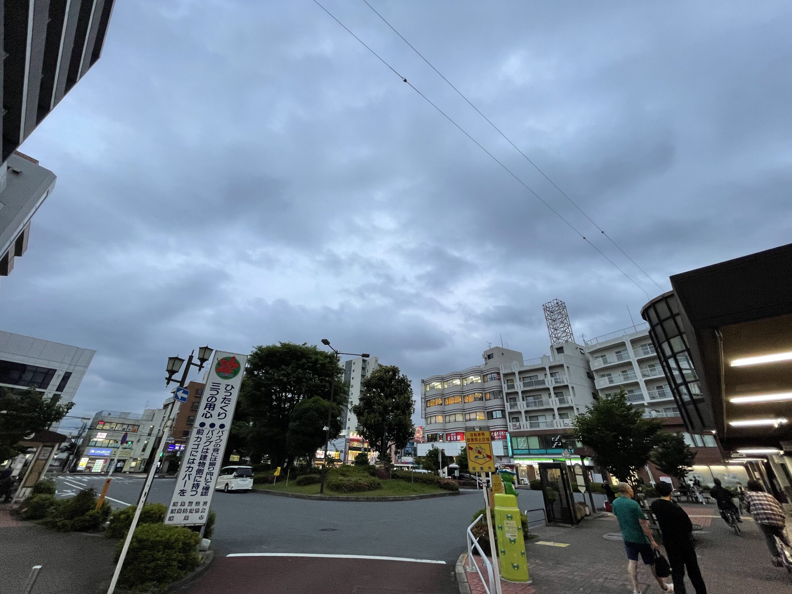 昭島駅南口のロータリー