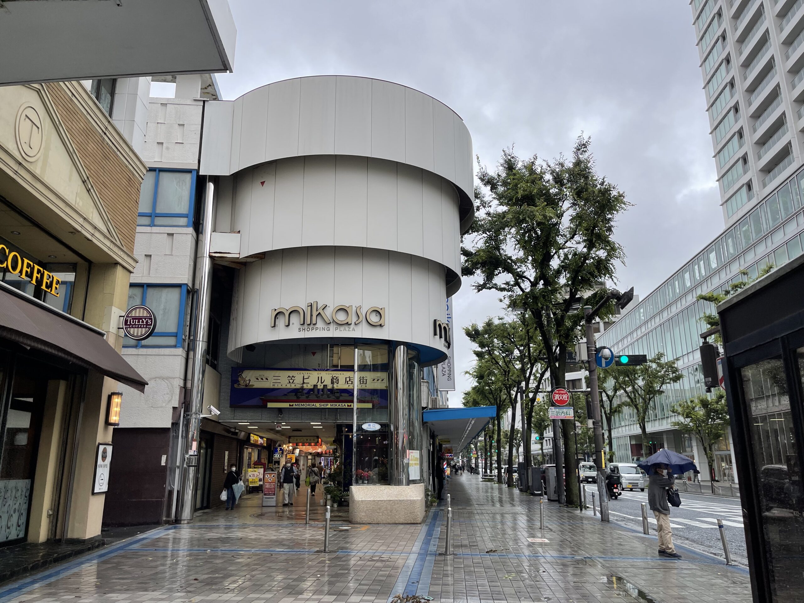 ビル内の様な変わった商店街があったよ!
