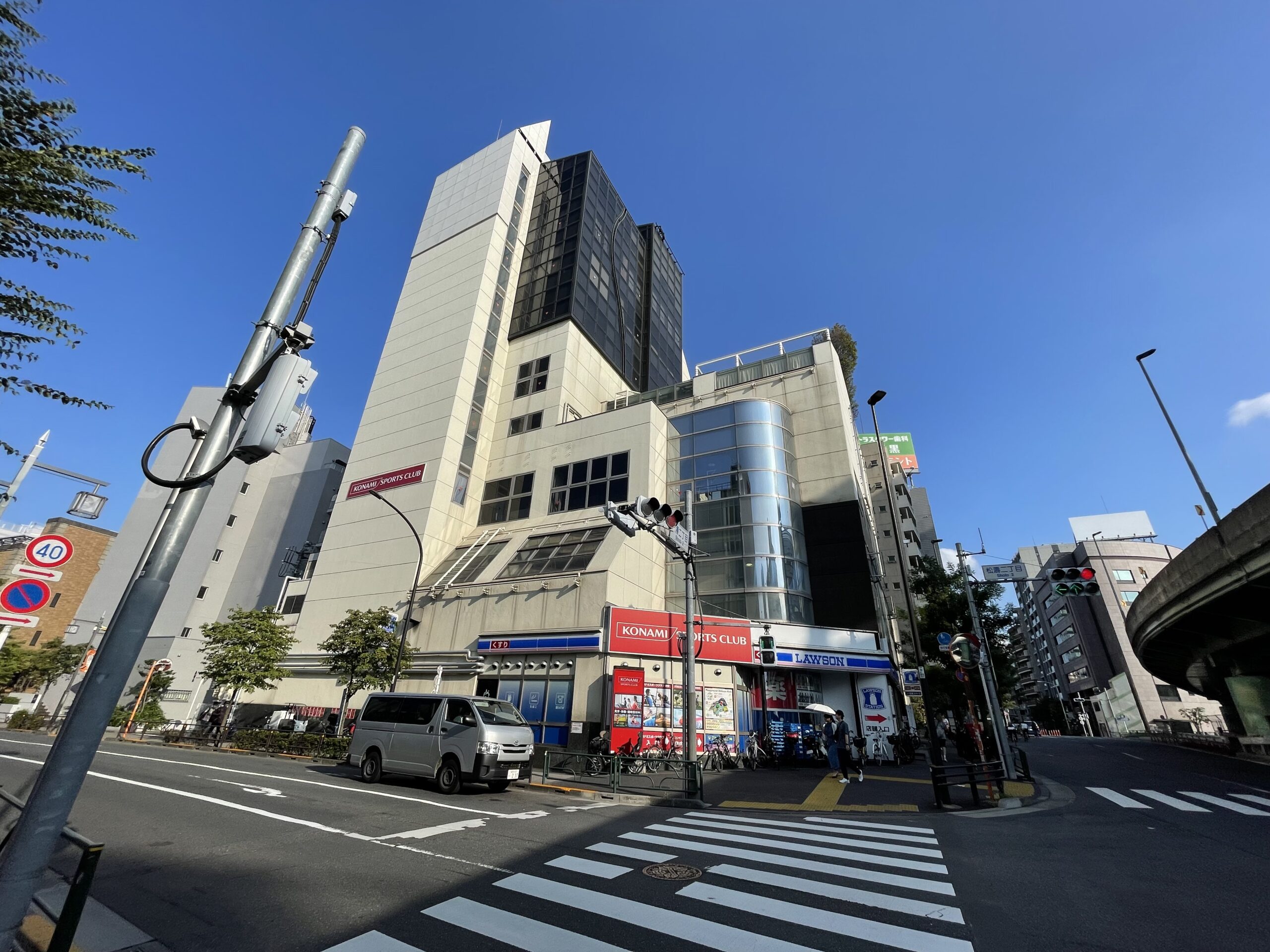 会場はコナミスポーツクラブ渋谷の9F