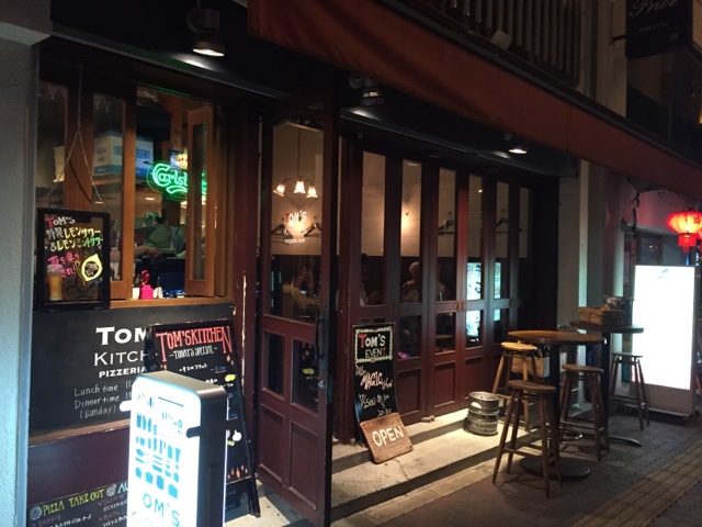 TOM’S KITCHENにてテーブルホッピング・マジック in 文京区本駒込