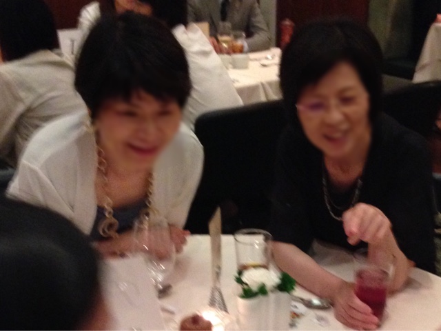 テーブルホッピングマジック