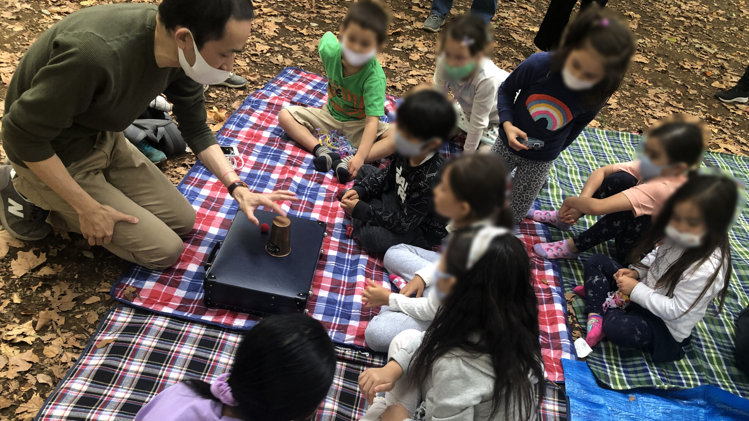 8歳娘屋外バースデー会出張マジックショー  林試の森公園