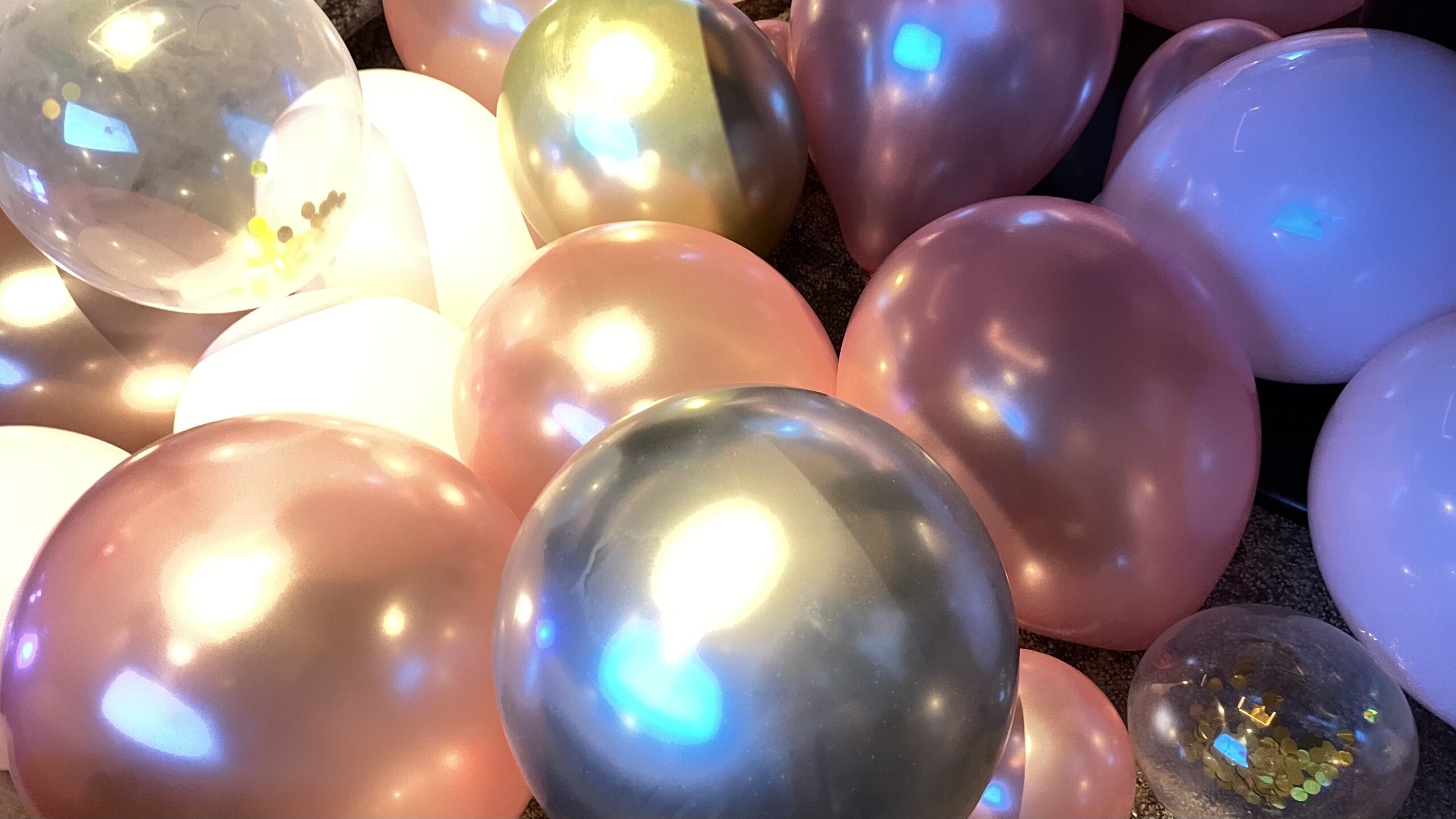23歳女性の誕生日サプライズに出張マジシャン 西麻布, 港区