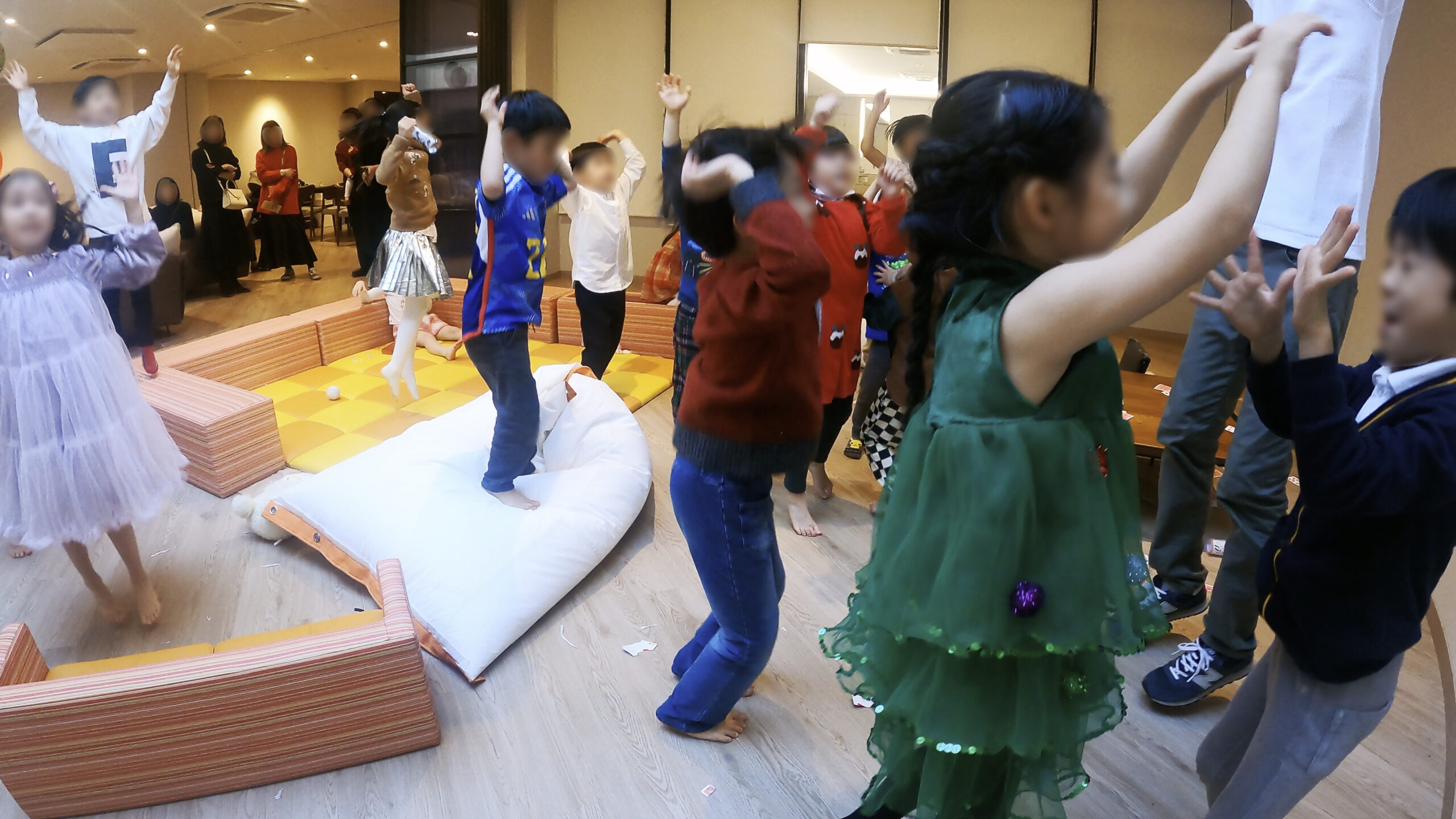 幼稚園児クリスマス会マジックショー 港区東京都