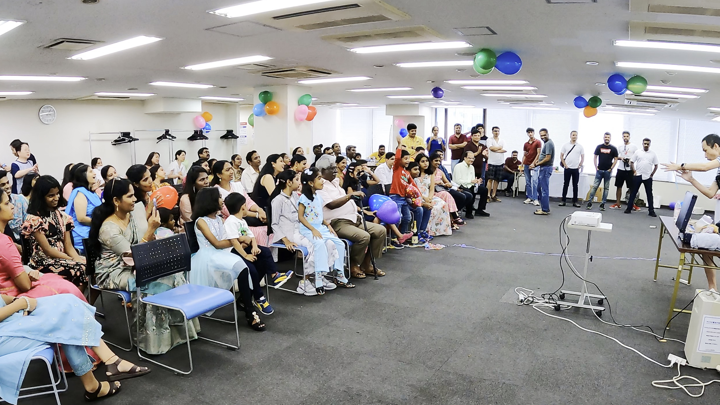 結婚25周年お祝いパーティーマジックショー 千代田区, 東京都